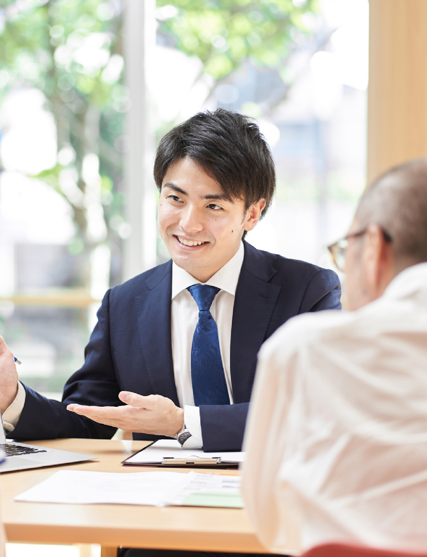 ムーヴアップの接客の様子